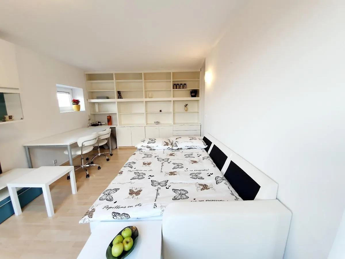 Bossa Nova Castle&Outstanding Home With Garage Ljubljana Slovenia